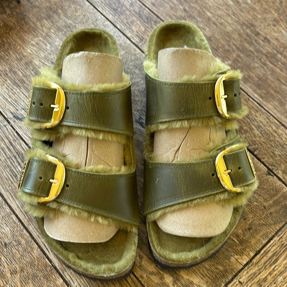 Birkenstock Arizona Big Buckle Oiled Leather Olive Shearling EU 40